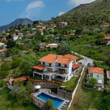 Traditional Luxury Villa Armonia 아이기오 외부 사진
